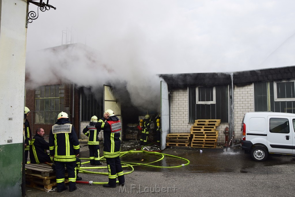Feuer 4 Schreinerei Koeln Porz Wahn Wilhelm Ruppert Gelaende P0560.JPG - Miklos Laubert
